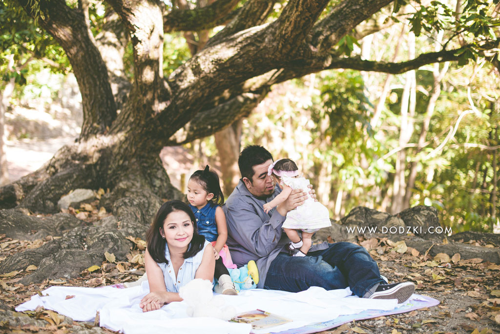 The Janulgue Family Portrait Session