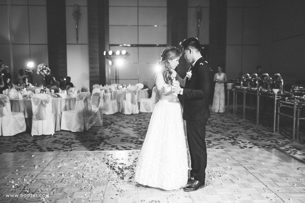 Wedding of Victor and Chiara by Dodzki Photography - Cebu Wedding Photographer