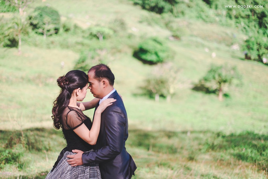 Angie and Earl Engagement Session - Photograph by Dodzki Photography
