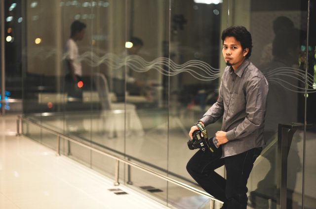 Free V.S Paid Professional Photographers