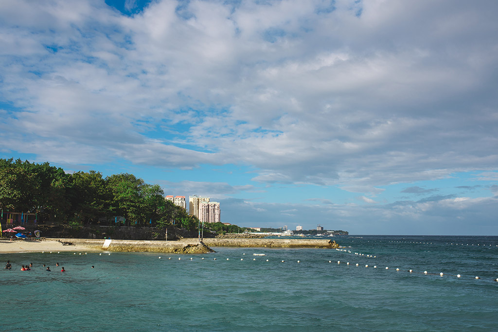 Danny and Shi Bin - Cebu Beach Post Wedding