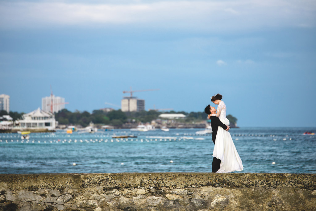 Danny and Shi Bin - Cebu Beach Post Wedding